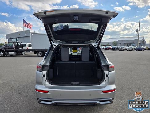 Used 2025 Mitsubishi Outlander SE FWD image 18