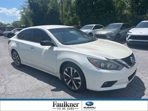 Used 2017 Nissan Altima 2.5 SR FWD image 1