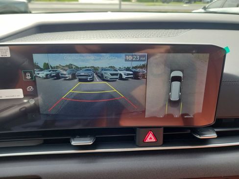 New 2026 Kia Carnival Hybrid FWD image 33