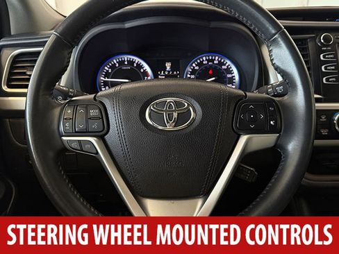 Used 2016 Toyota Highlander XLE image 9