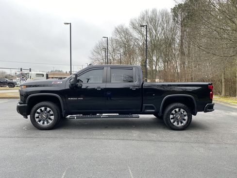 Used 2024 Chevrolet Silverado 2500 Custom w/ Custom Convenience Package image 6