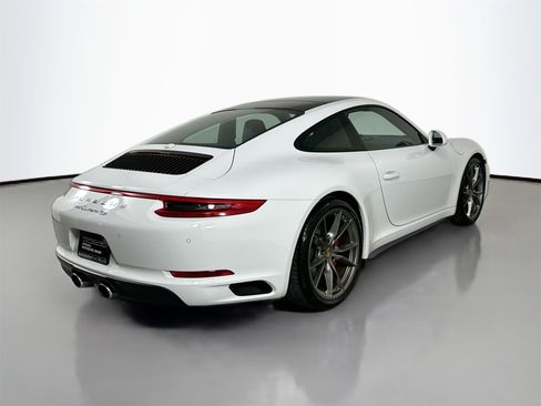 Certified 2017 Porsche 911 Carrera 4S image 7