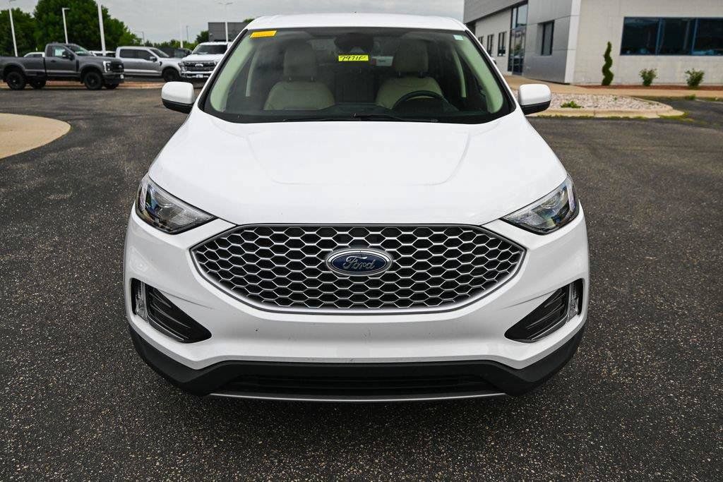 Certified 2024 Ford Edge SEL w/ Convenience Package AWD/4WD image 10