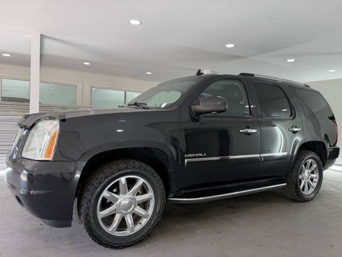 Used 2013 GMC Yukon Denali AWD/4WD image 9