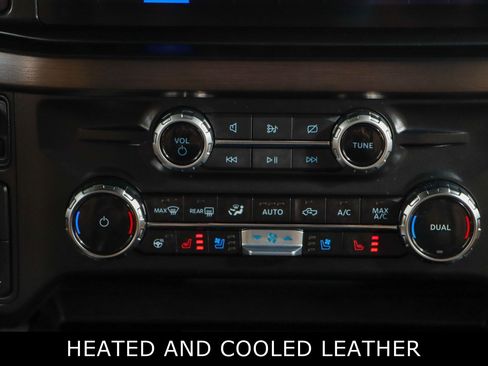 Used 2024 Ford F250 Lariat w/ Chrome Package image 21