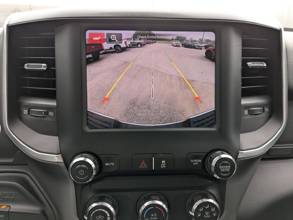 Used 2024 RAM 2500 Big Horn AWD/4WD image 30