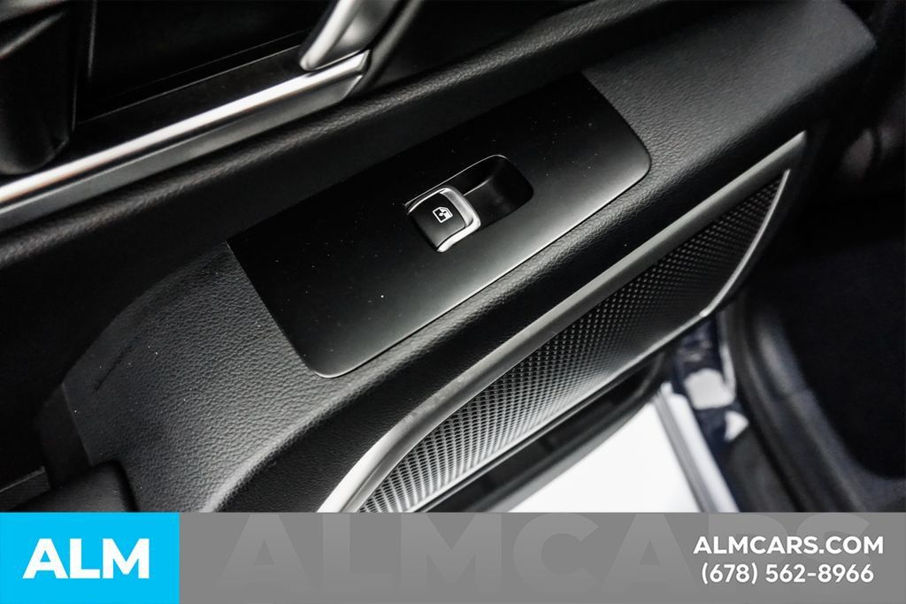 Used 2024 Kia Telluride EX w/ EX Captain's Chair Package FWD image 50