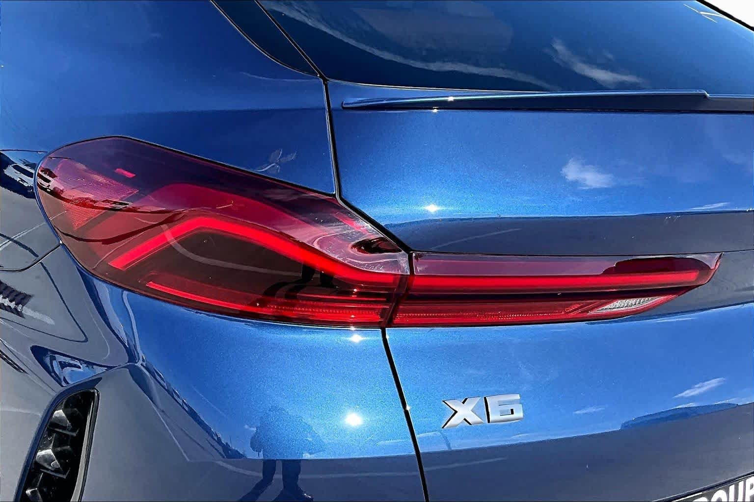 Used 2023 BMW X6 M50i w/ Executive Package AWD/4WD image 27
