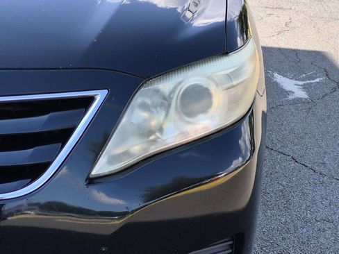 Used 2011 Toyota Camry LE w/ LE Extra-Value Pkg FWD image 11