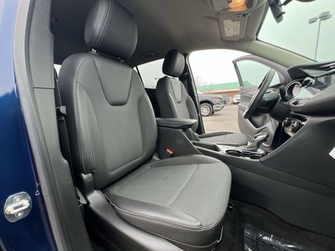 Used 2023 Buick Encore GX Select w/ Safety Package II image 25