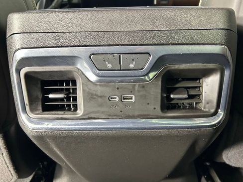 Used 2024 GMC Sierra 3500 Denali Ultimate image 16