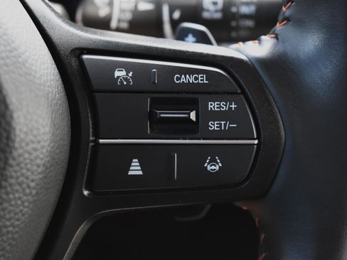 Used 2025 Honda CR-V Sport-L image 8