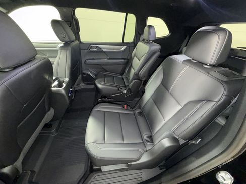 New 2026 GMC Acadia Elevation w/ Elevation Premium Package image 24