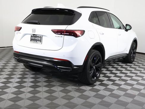 Certified 2025 Buick Envision Sport Touring image 5