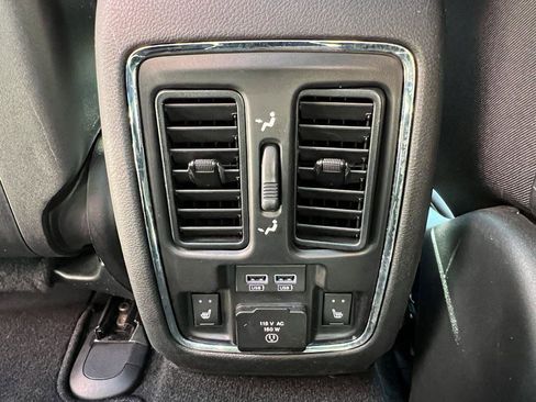 Used 2021 Jeep Grand Cherokee Limited w/ Luxury Group II image 14