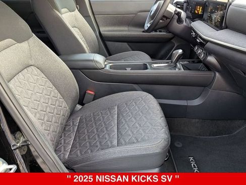 Certified 2025 Nissan Kicks SV w/ SV Premium Package AWD/4WD image 38