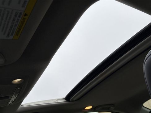 Used 2019 INFINITI Q50 Luxe w/ Essential Package (3.0T Luxe) image 23