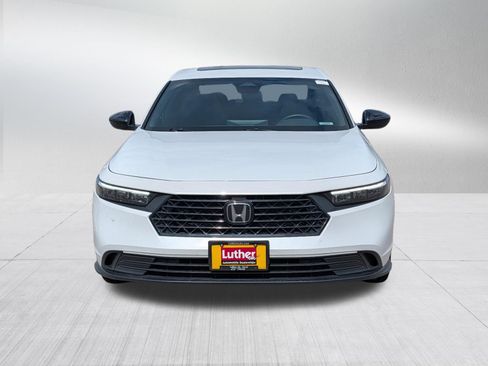 Used 2024 Honda Accord Sport image 2