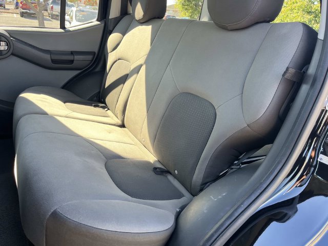Used 2015 Nissan Xterra S w/ Value Package RWD image 18