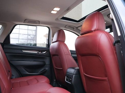 Used 2022 MAZDA CX-5 Carbon Edition image 29