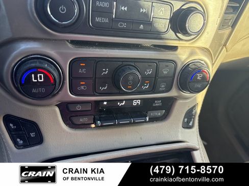 Used 2016 GMC Yukon Denali image 24