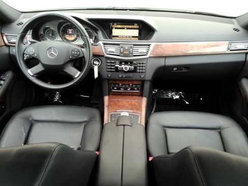 Used 2012 Mercedes-Benz E 350 4MATIC image 3