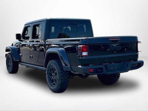 Used 2022 Jeep Gladiator Sport AWD/4WD image 12