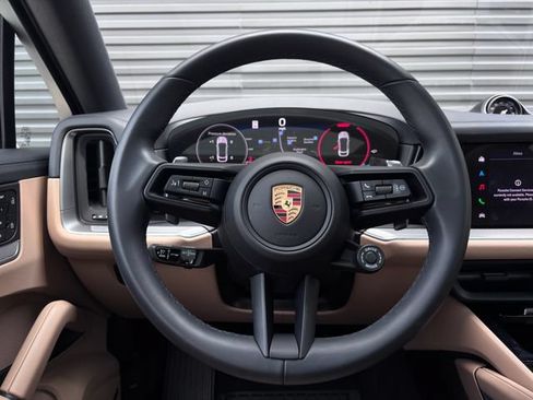 Certified 2026 Porsche Cayenne Coupe AWD/4WD image 14