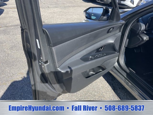 Used 2026 Hyundai Elantra Sport FWD image 12
