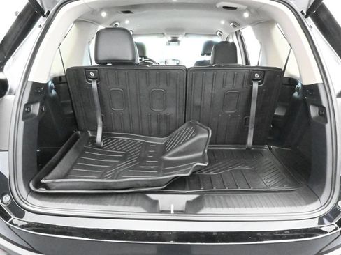 Used 2025 Honda Pilot EX-L image 39