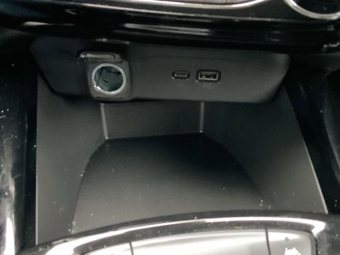 Used 2024 Chevrolet Trax LT w/ Driver Confidence Package image 46