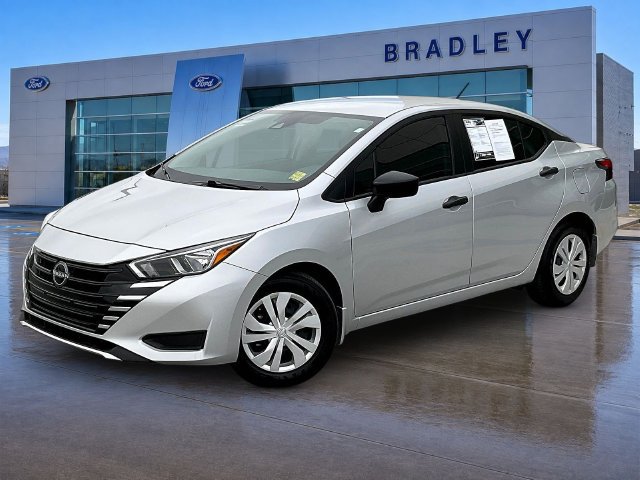 Used 2024 Nissan Versa S w/ Trunk Package FWD image 3