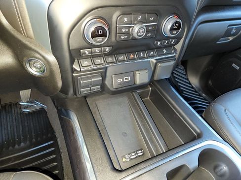 Used 2022 Chevrolet Silverado 1500 LTZ w/ LTZ Premium Texas Edition image 20