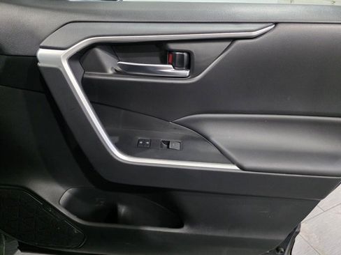 Used 2023 Toyota RAV4 XLE Premium image 13