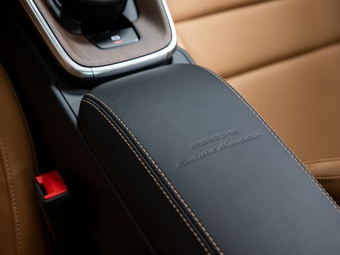 Certified 2024 Porsche 911 Turbo S AWD/4WD image 32