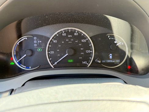 Used 2015 Lexus CT 200h image 36