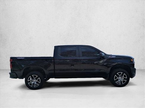 Used 2019 Chevrolet Silverado 1500 Custom Trail Boss w/ Custom Convenience Package image 4