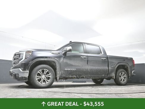 Used 2024 GMC Sierra 1500 SLT image 30