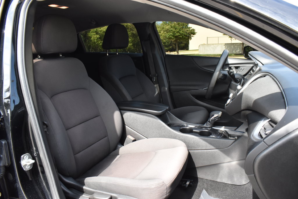 Used 2023 Chevrolet Malibu LT w/ Driver Confidence Package FWD image 12