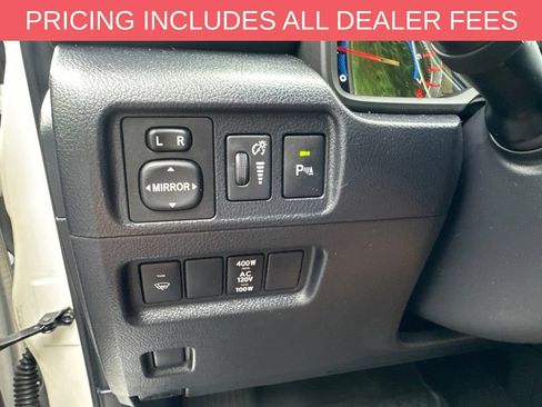 Used 2018 Toyota 4Runner Limited AWD/4WD image 10
