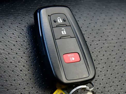 Certified 2024 Toyota RAV4 XLE AWD/4WD image 26