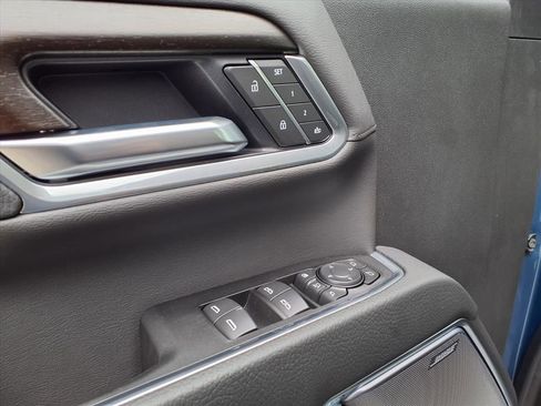 New 2026 GMC Sierra 2500 Denali w/ Denali Reserve Package AWD/4WD image 10