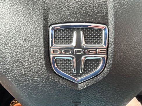 Used 2018 Dodge Journey Crossroad w/ Nav & Sun Group FWD image 21