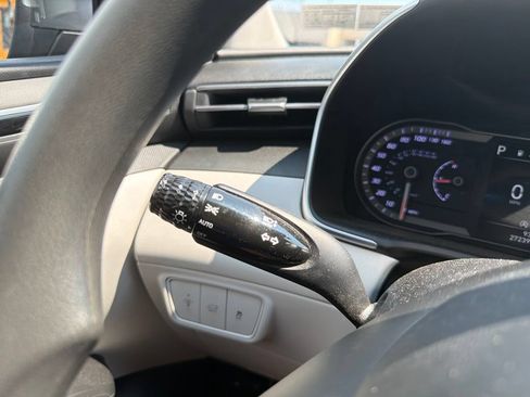 Certified 2023 Hyundai Tucson SEL AWD/4WD image 32