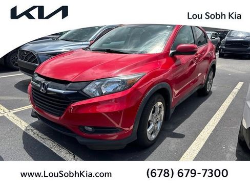Used 2017 Honda HR-V EX image 1