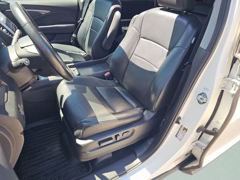 Used 2017 Honda Pilot EX-L image 6