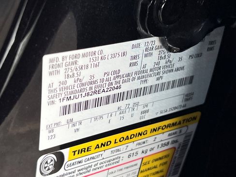 Certified 2024 Ford Expedition XLT AWD/4WD image 32