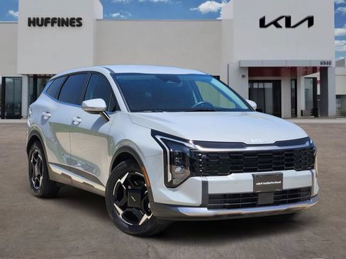 Certified 2026 Kia Sportage EX FWD image 1