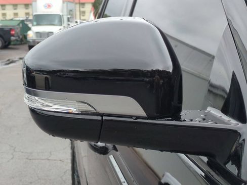 Used 2025 Lincoln Navigator Reserve w/ Jet Appearance Package AWD/4WD image 15