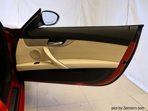 Used 2016 BMW Z4 sDrive35i image 27